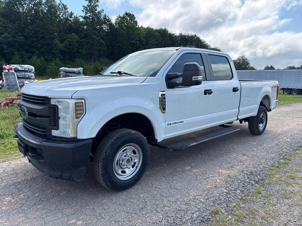 2019 Ford F-350 Equipment Image0