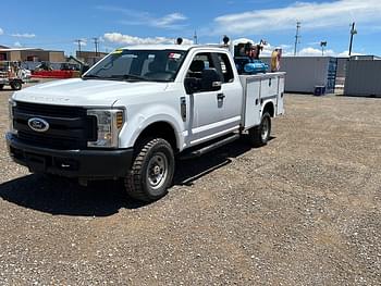 2019 Ford F-350 Equipment Image0