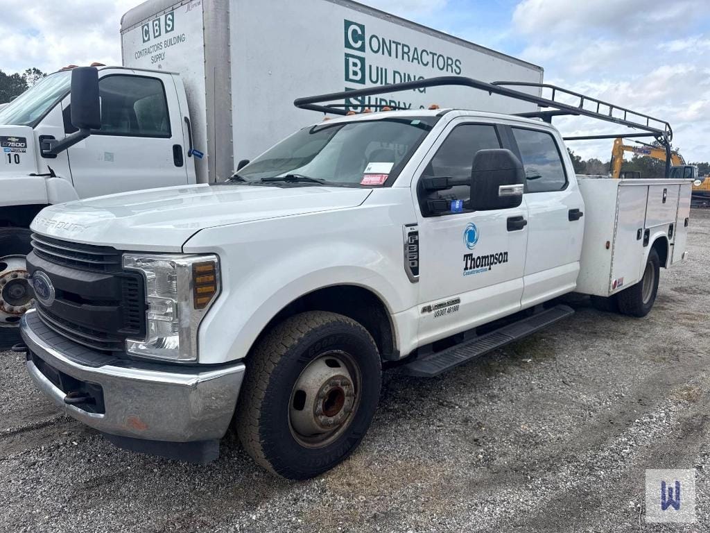 2019 Ford F-350 Equipment Image0