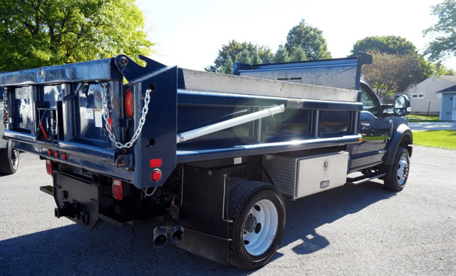 Image of Ford F-450 equipment image 4