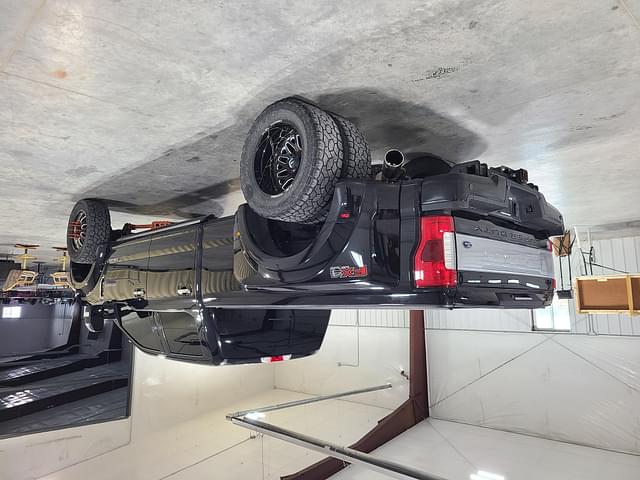 Image of Ford F-450 equipment image 2