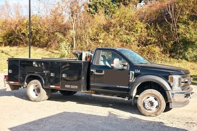 Image of Ford F-450 Image 1