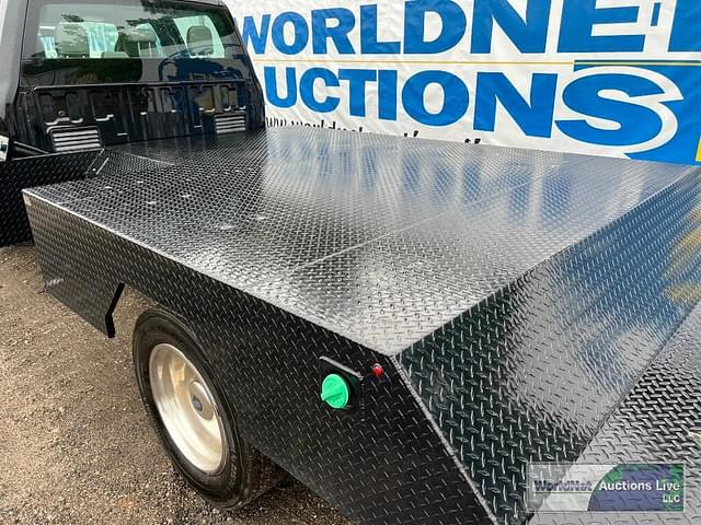 Thumbnail image Ford F-450 25