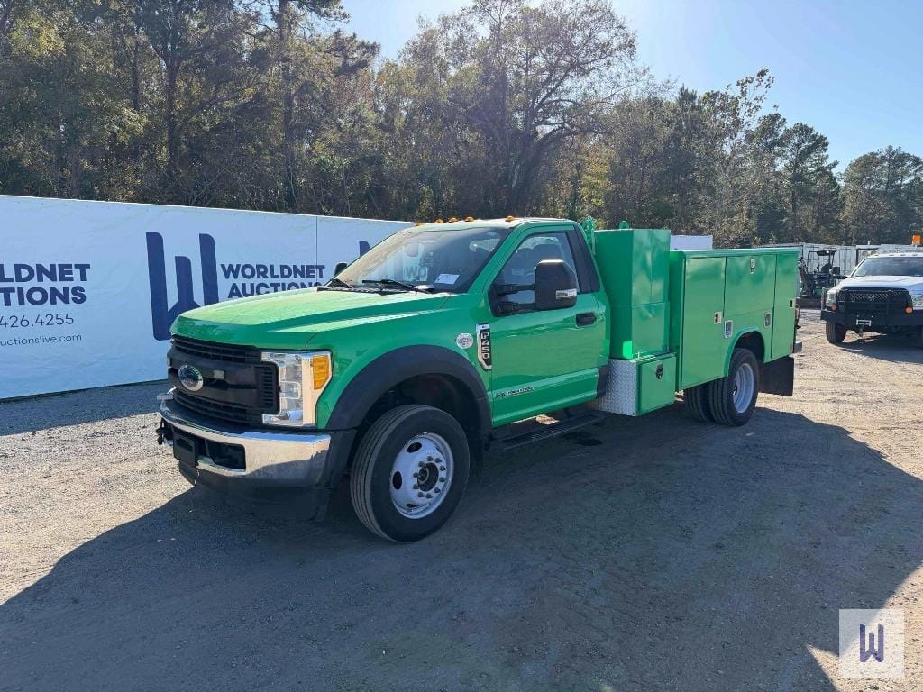 2019 Ford F-450 Equipment Image0