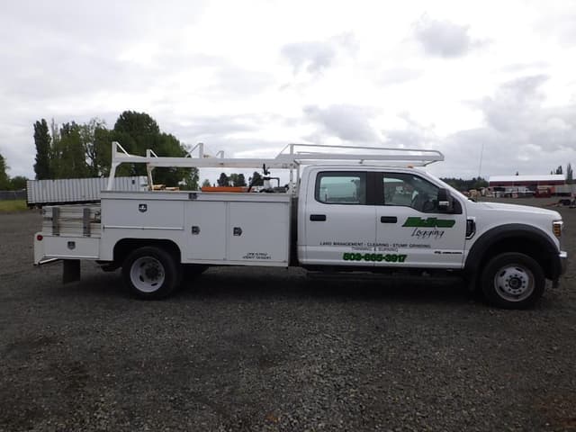 Image of Ford F-550 equipment image 3