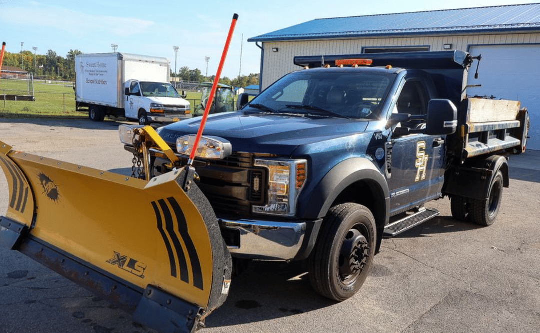 Image of Ford F-550 Primary image