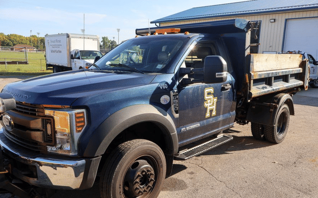 Image of Ford F-550 equipment image 1