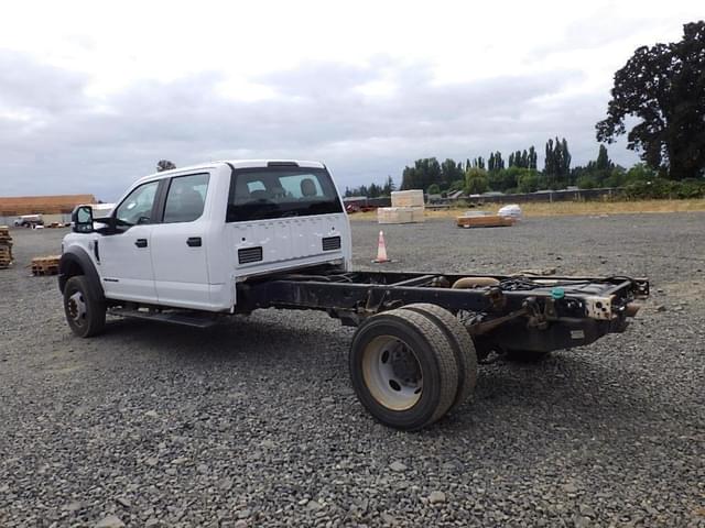 Image of Ford F-550 equipment image 4
