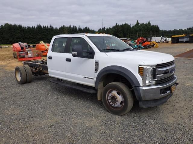 Image of Ford F-550 equipment image 1