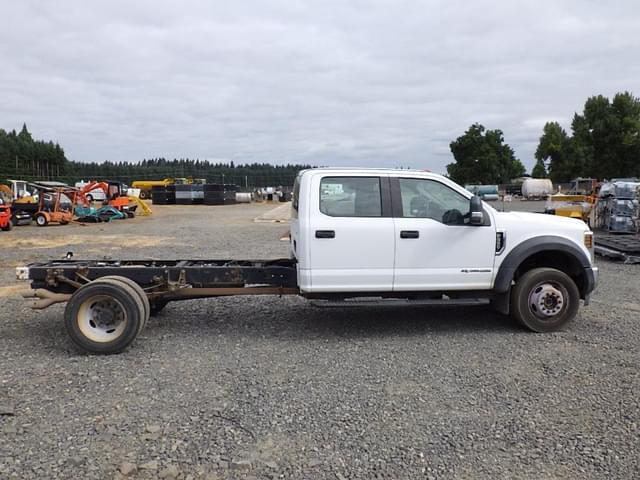 Image of Ford F-550 equipment image 2