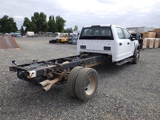 Image of Ford F-550 equipment image 3
