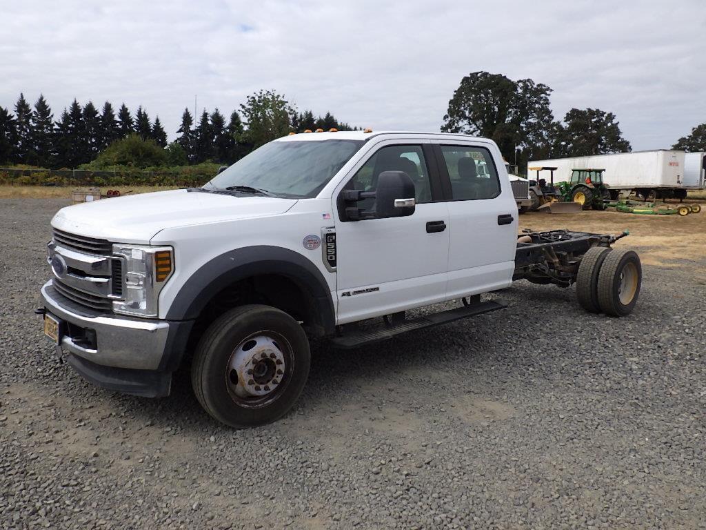 Image of Ford F-550 Primary image
