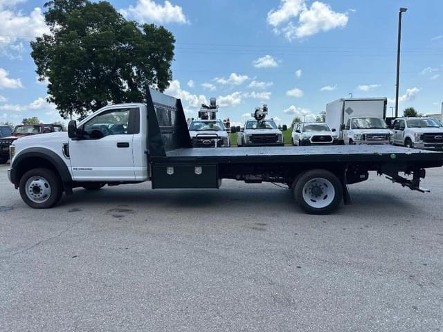 Image of Ford F-550 equipment image 1