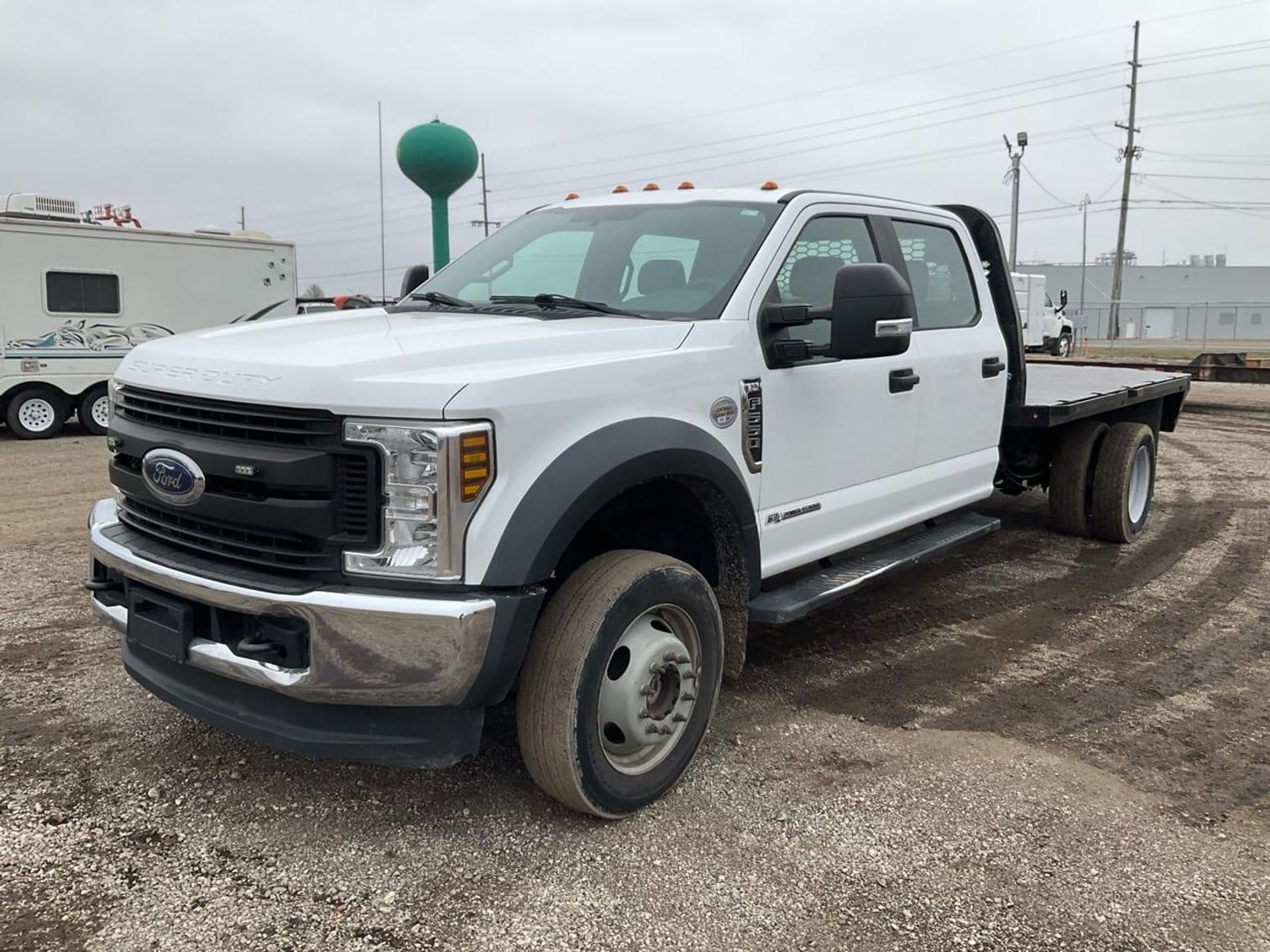 2019 Ford F-550 Equipment Image0