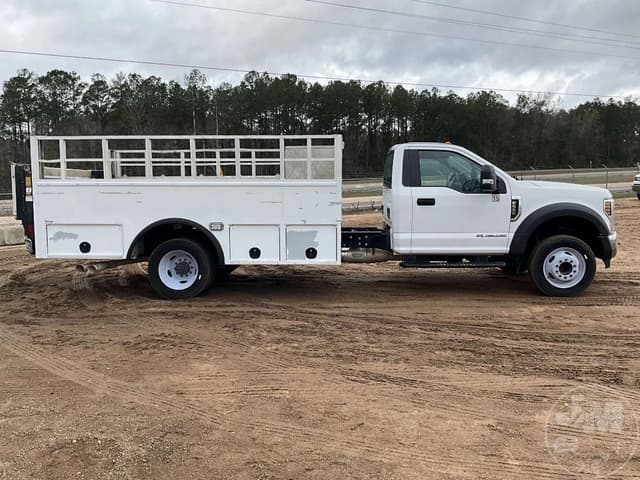Image of Ford F-550 equipment image 3