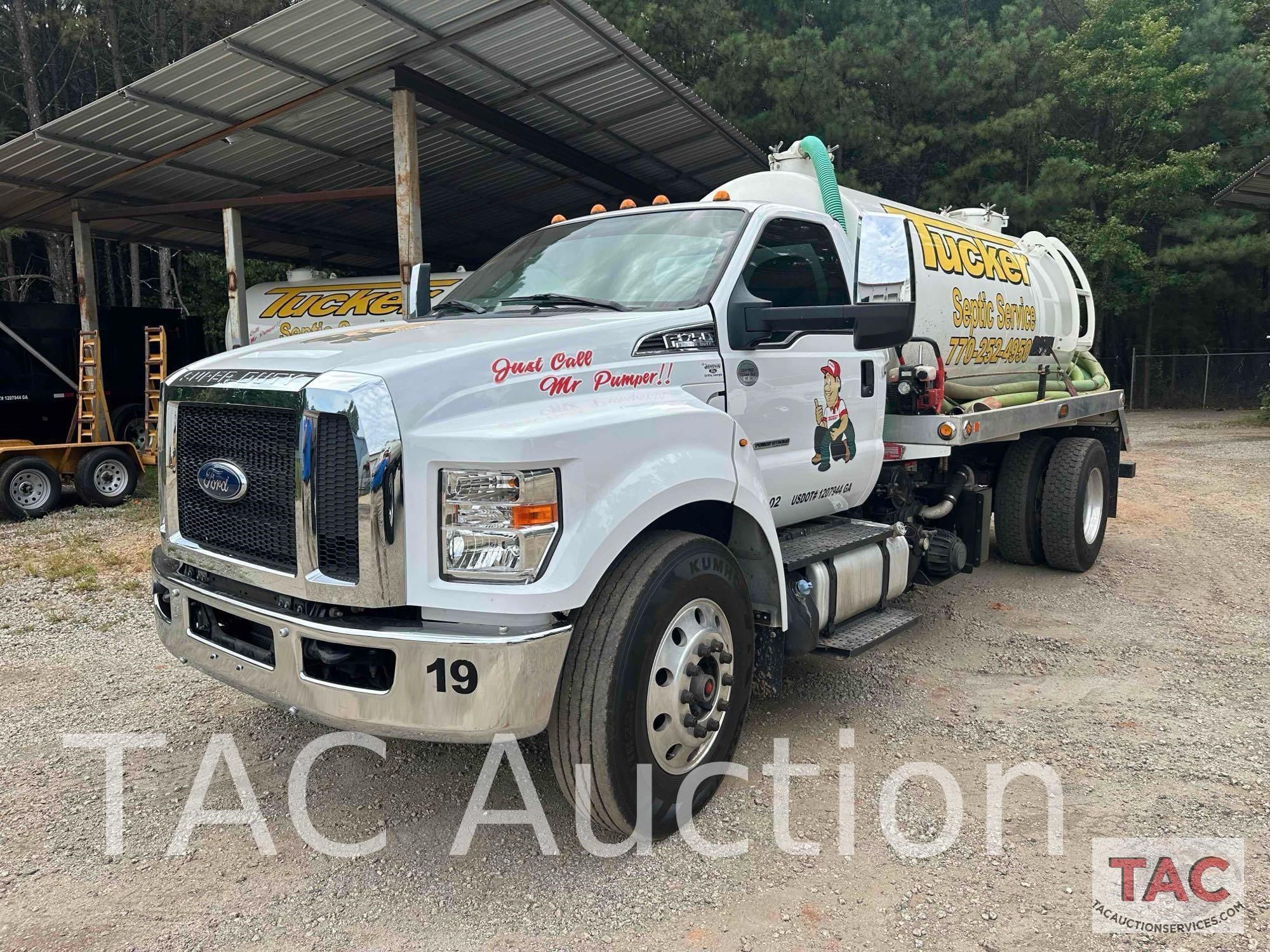 2019 Ford F-750 Equipment Image0