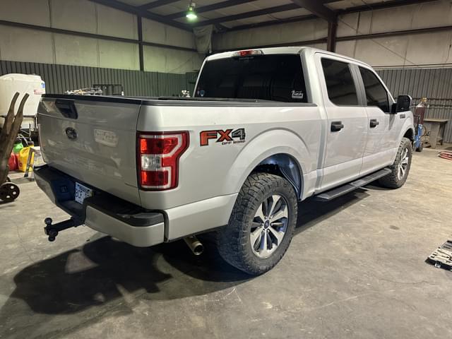 Image of Ford F-150 equipment image 2