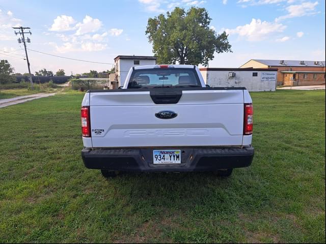 Image of Ford F-150 equipment image 1