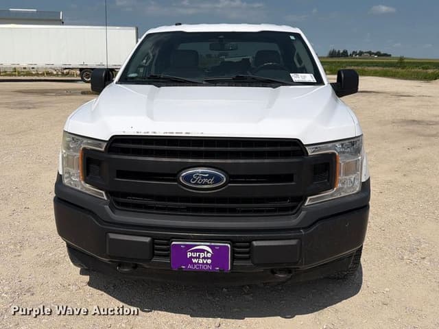 Image of Ford F-150 equipment image 1