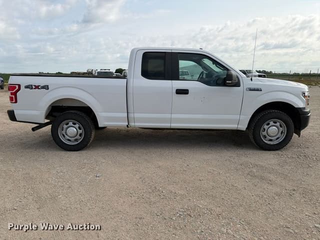 Image of Ford F-150 equipment image 3