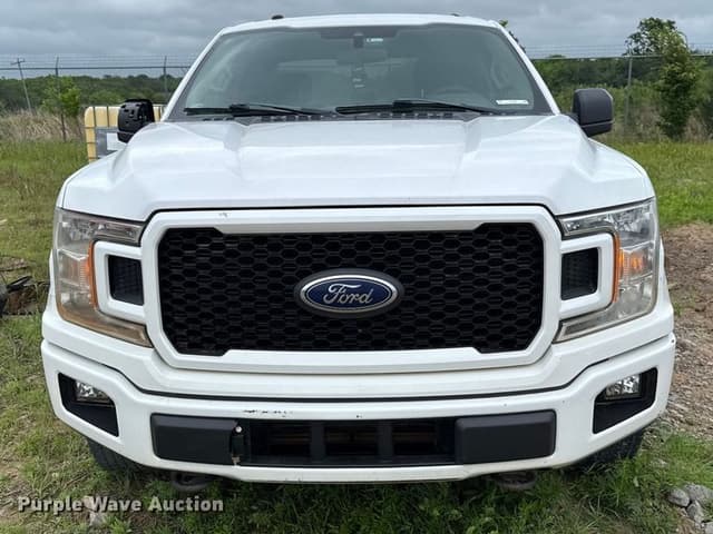 Image of Ford F-150 equipment image 1