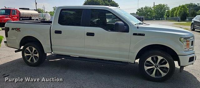 Image of Ford F-150 equipment image 3