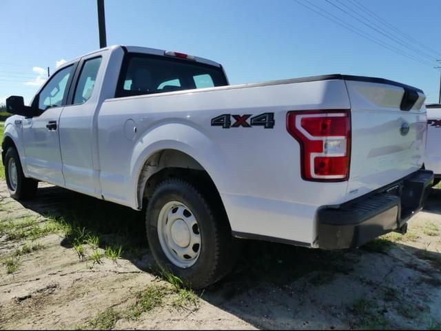 Image of Ford F-150 equipment image 3