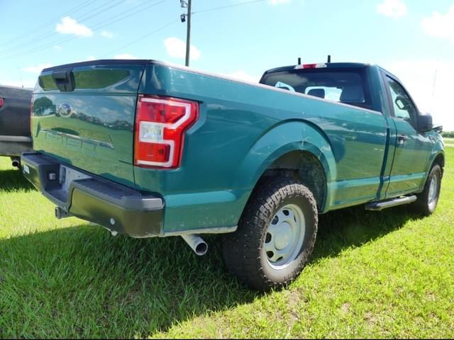 Image of Ford F-150 equipment image 2