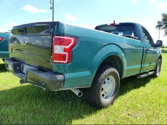 Image of Ford F-150 equipment image 2