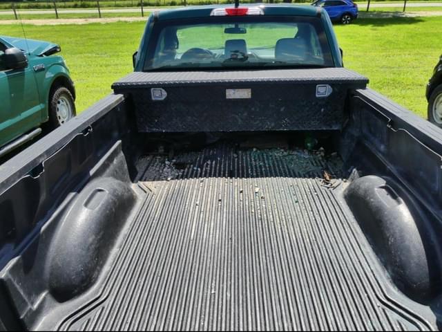 Image of Ford F-150 equipment image 4
