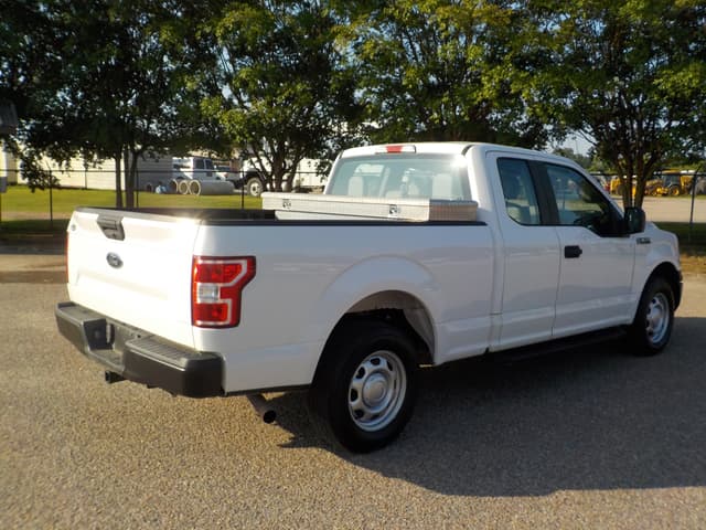 Image of Ford F-150 equipment image 2