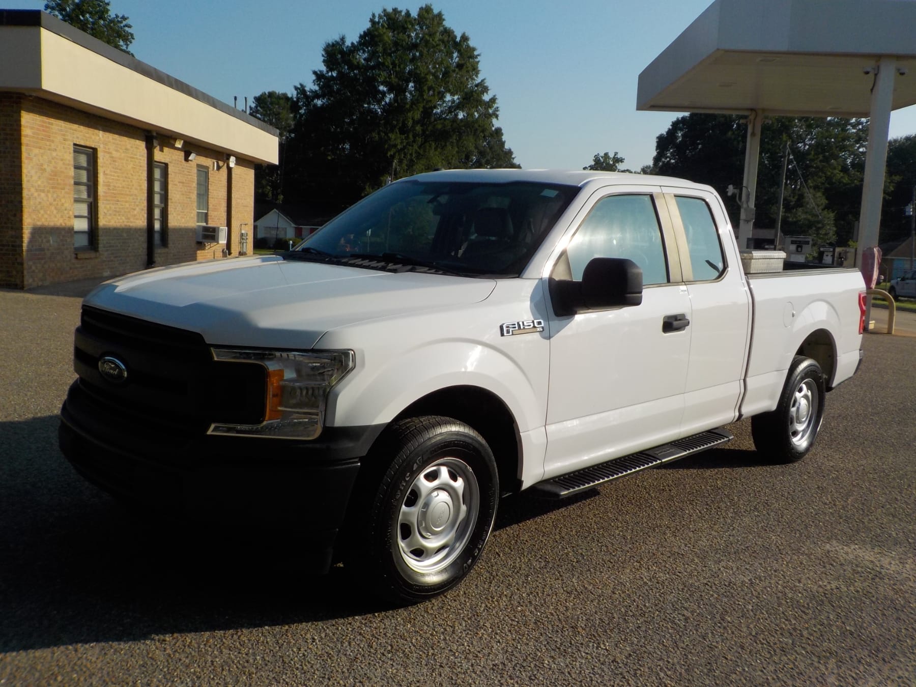 2019 Ford F-150 Equipment Image0