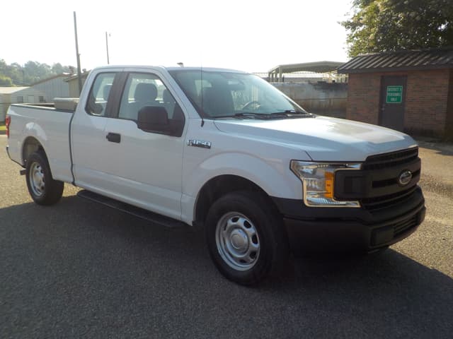 Image of Ford F-150 equipment image 1