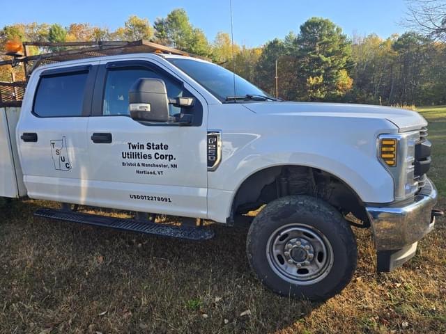 Image of Ford F-250 equipment image 3