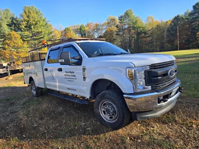 Image of Ford F-250 equipment image 2