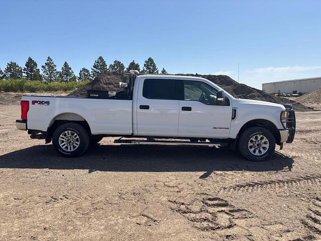 Image of Ford F-250 equipment image 3