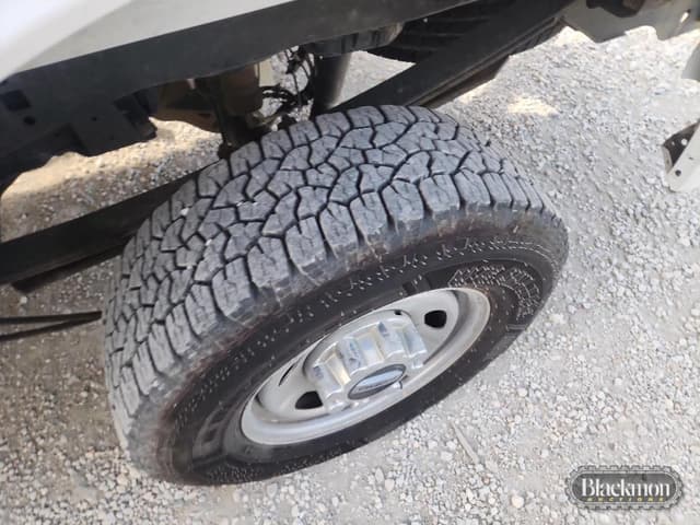 Image of Ford F-250 equipment image 4