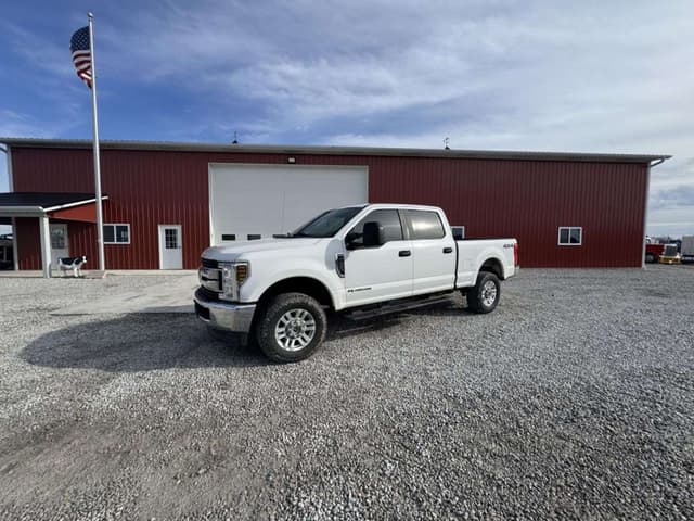 Image of Ford F-250 equipment image 1