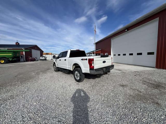 Image of Ford F-250 equipment image 4