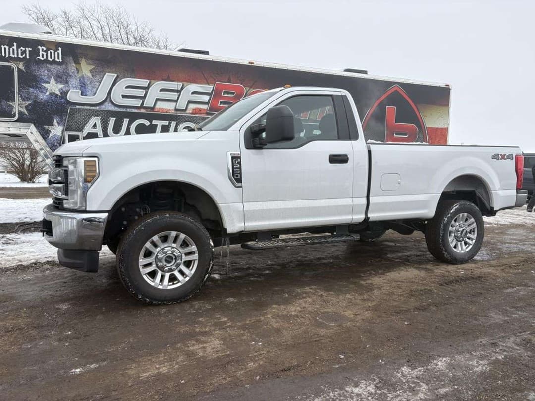 Image of Ford F-250 Primary image