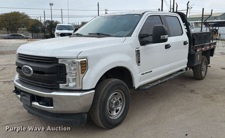 Image of Ford F-250 Primary image
