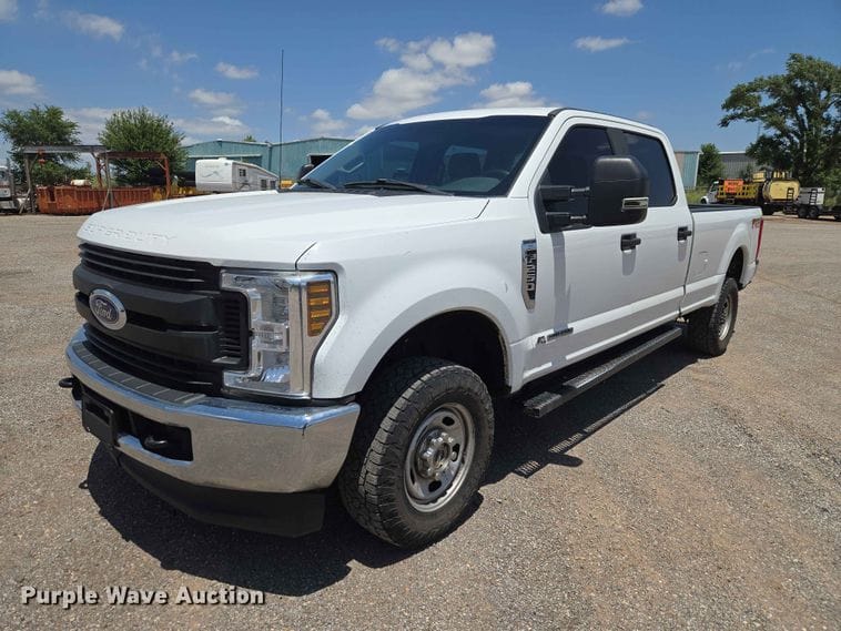 2019 Ford F-250 Equipment Image0