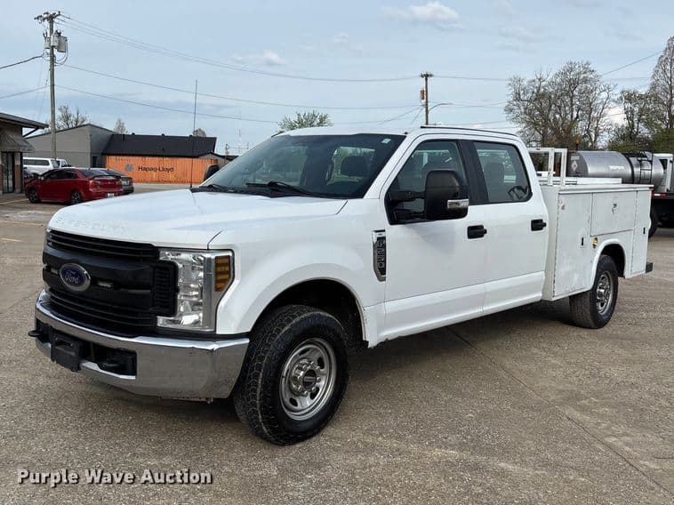 Image of Ford F-250 Primary image