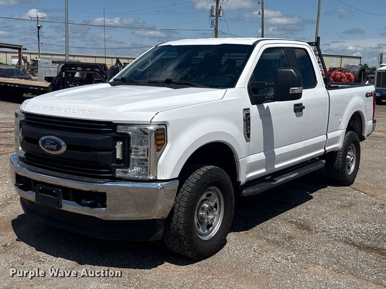 2019 Ford F-250 Equipment Image0