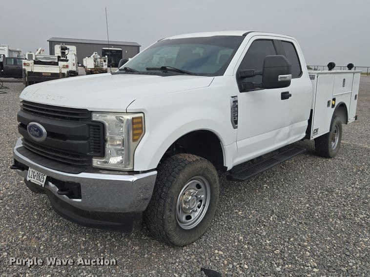 Image of Ford F-250 Primary image