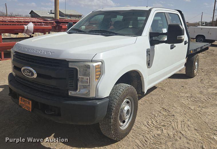 Image of Ford F-250 Primary image