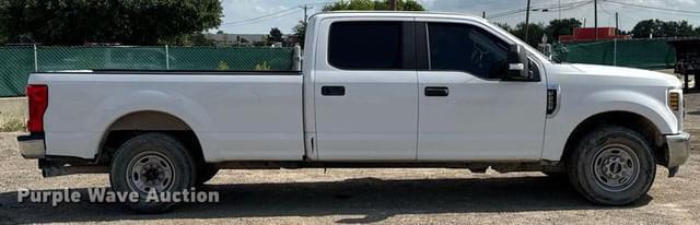 Image of Ford F-250 equipment image 3