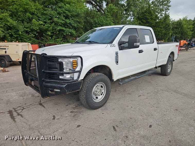 2019 Ford F-250 Equipment Image0