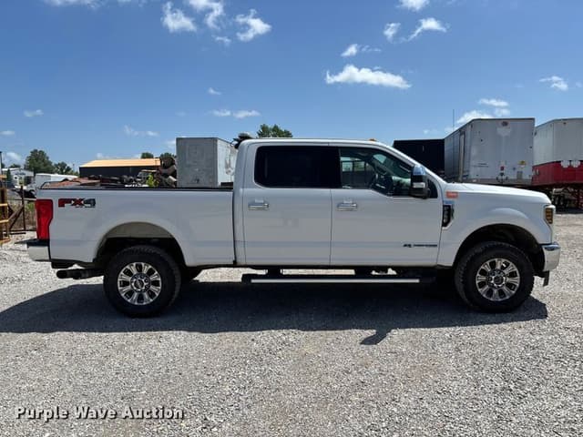 Image of Ford F-250 equipment image 3