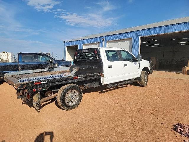 Image of Ford F-250 equipment image 4